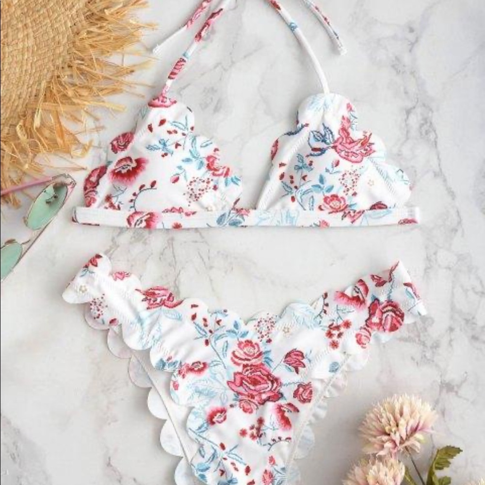 NWT Zaful Floral Scalloped Bikini Sz L
